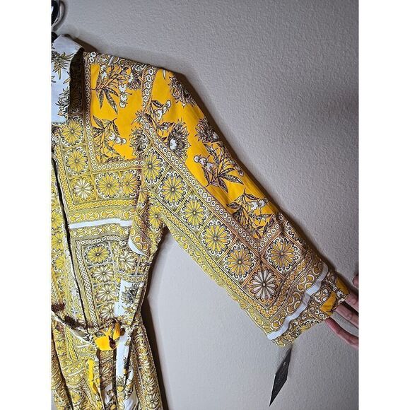 Mlle Gabrielle NWT Button Down Yellow Floral Belted Dress Plus Size 1x NEW t3 - Picture 4 of 8